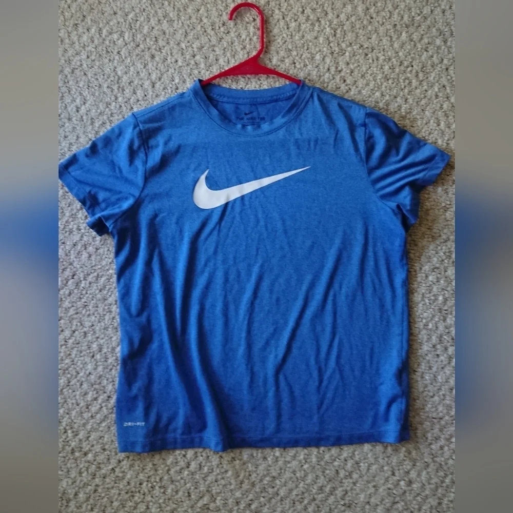 Nike Kids Dri-FIT short-sleeve Classic Blue Tee size L (8-9)
